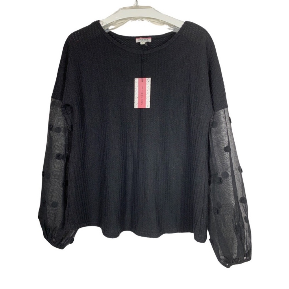 NWT Andree by Unit Blouse with sheer dot sleeves - Size Large